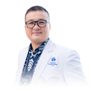 dr. Edward yang menangani persalinan Mitzi